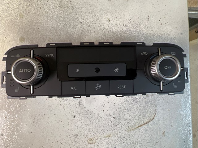 Блок управління пічкою 7P6907040CK VAG