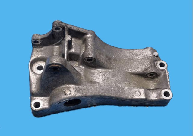 Кронштейн генератора (натяжний) Фольксваген Лупо