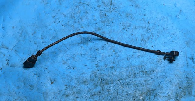 Датчик частоти обертання 030906433G VAG