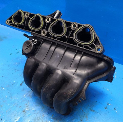 Колектор впускний 036129711BK VAG