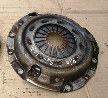 Корзина диска зчеплення Кіа Ріо 1