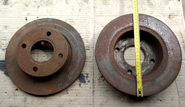 Гальмо дискове переднє 1112542 FORD