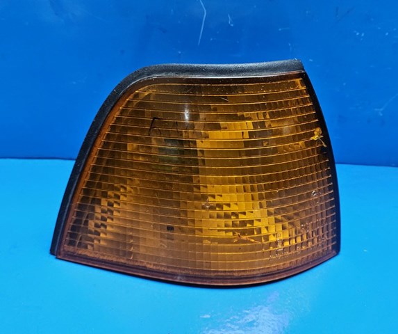 Поворотник лівий 1387043 BMW