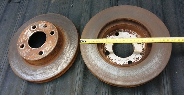 Диск переднього гальма 1643706 FORD