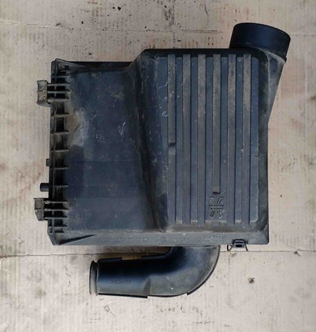 Корпус повітряного фільтра 1H0129607AD VAG