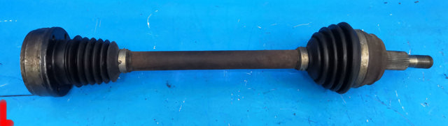 Привід передній лівий Skoda Octavia TOUR I A4