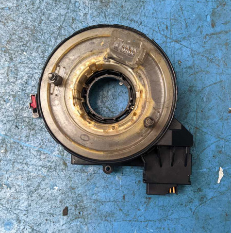 Шлейф керма Volkswagen Tiguan 1