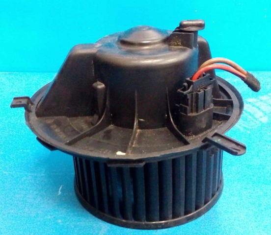 Електромотор пічки 1K1819015 VAG