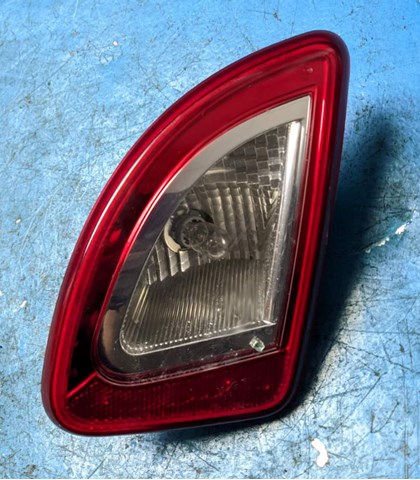 Ліхтар задній внутрішній правий 265503882R RENAULT