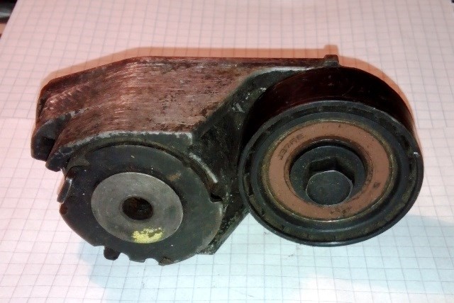 Натягувач приводного ременя 2S7E6A228AA FORD