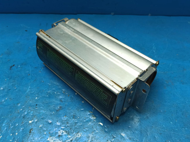 Установка подушки безпеки пасажира 4B1880204F VAG