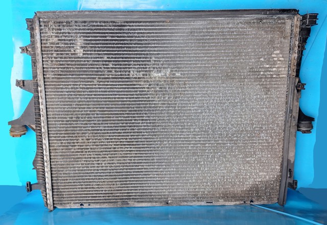 Радіатор водяний 7L0121253 VAG
