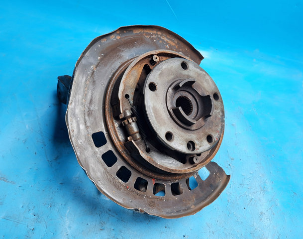 Цапфа - поворотний кулак задній, лівий 7L0505435B VAG