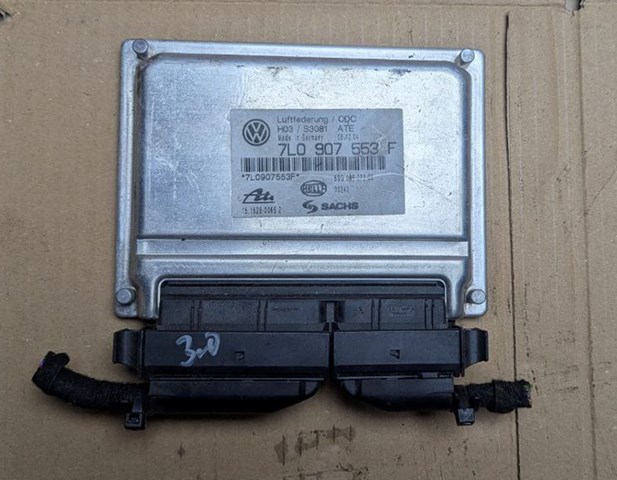 Блок управління пневмопідвіскою 7L0907553F VAG