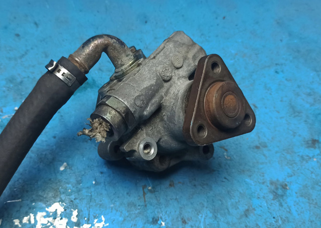Помпа ГПК Volkswagen Passat B5