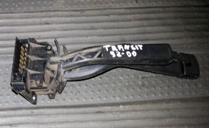 Перемикач підрульовий, правий 95VB11K665AA FORD