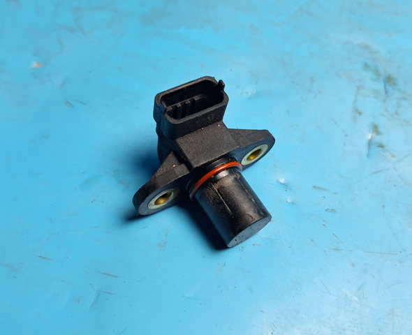 Датчик положення распредвалу A0041530028 MERCEDES