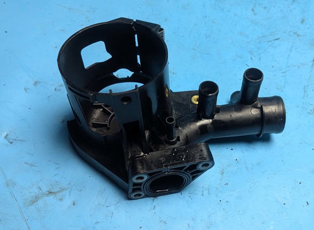 Корпус паливного фільтра A6512003700 MERCEDES