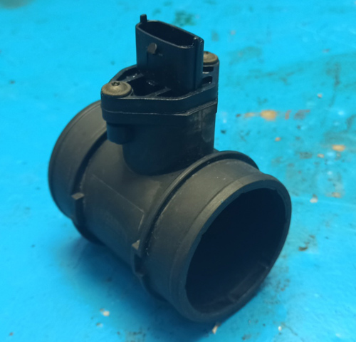 Витратомір повітря AMM19617 MAGNETI MARELLI