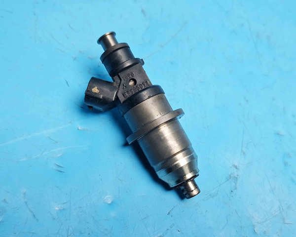 Форсунка інжектора E7T05071 MITSUBISHI