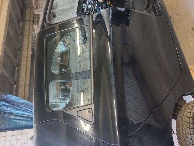 Двері пасажирські задні праві 821008742R RENAULT