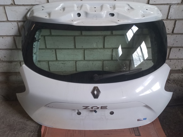 Двері багажника 901003877R RENAULT