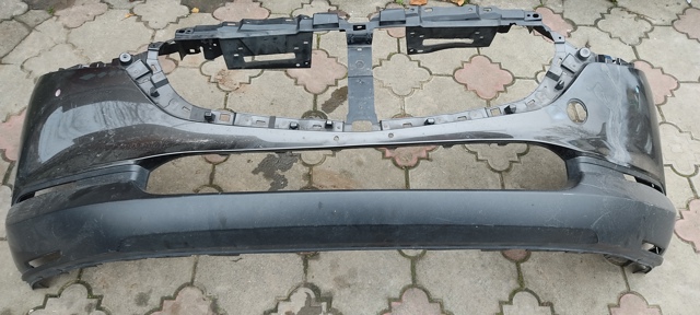 Бампер на авто DFR550031 MAZDA