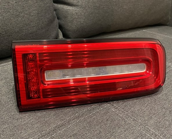 Ліхтар задній правий A4639068100 MERCEDES