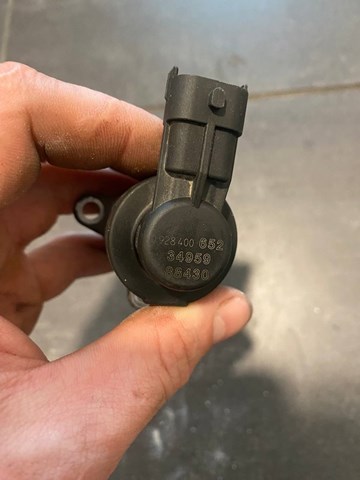 Клапан регулювання тиску, редукційний клапан пнвт 0928400652