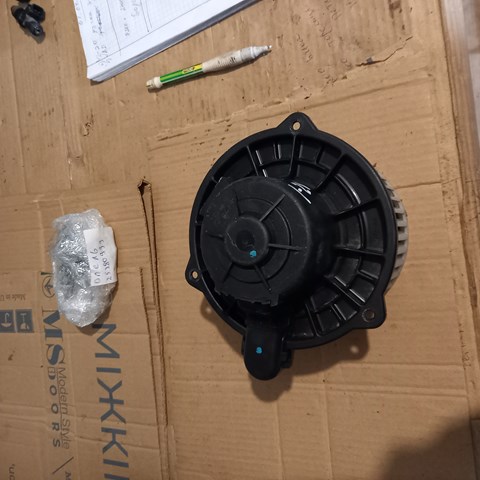 Мотор вентилятора печки (отопителя салона) хундай ай20, оригинал,гарантия  F00S330024