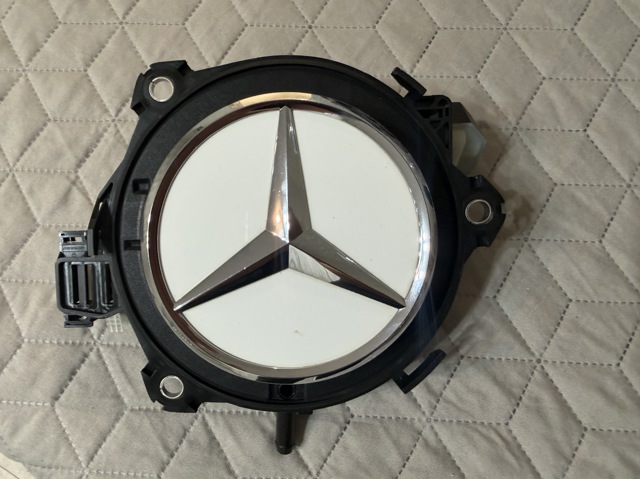 Ручка дверей багажника, зовнішня A0997504500 MERCEDES