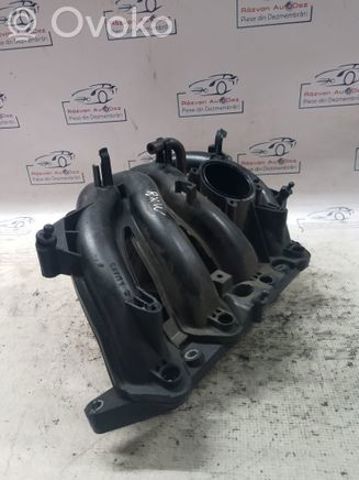 Колектор впуск верхній 036129709 VAG