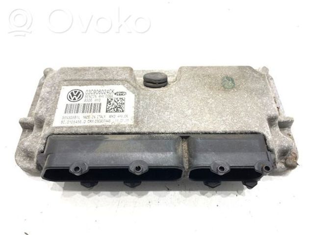 Блок електронного управління 03C906024CK VAG
