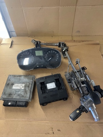 Модуль управління двигуном 03L906023NG VAG