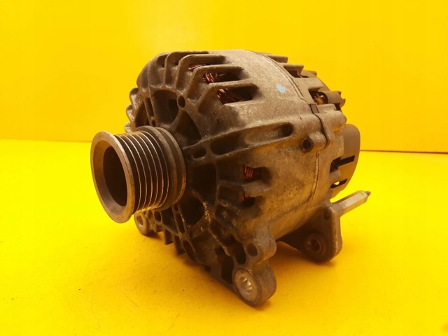 Авто генератор 03N903023C VAG