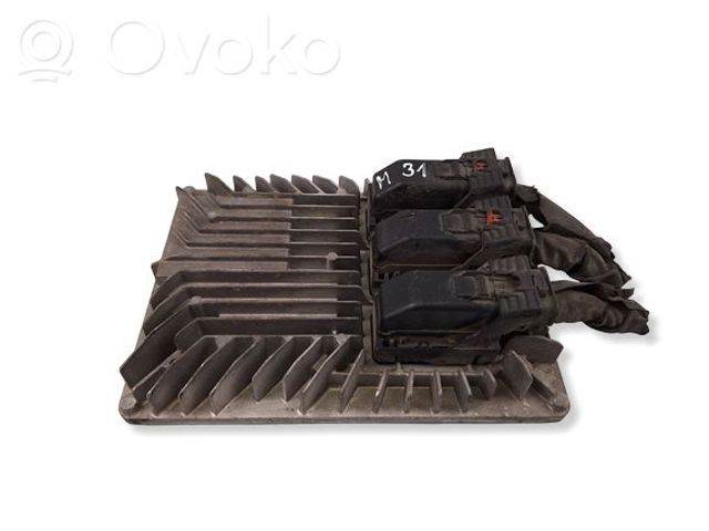 Блок двигуна 12653998 OPEL