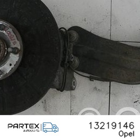 Важіль/тяга задньої підвіски подовжній нижній, правий 13219146 OPEL
