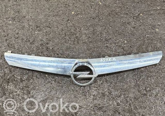 Решітка радіатора 13264451 OPEL