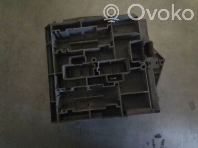 Реле запобіжників 1332043080 PEUGEOT