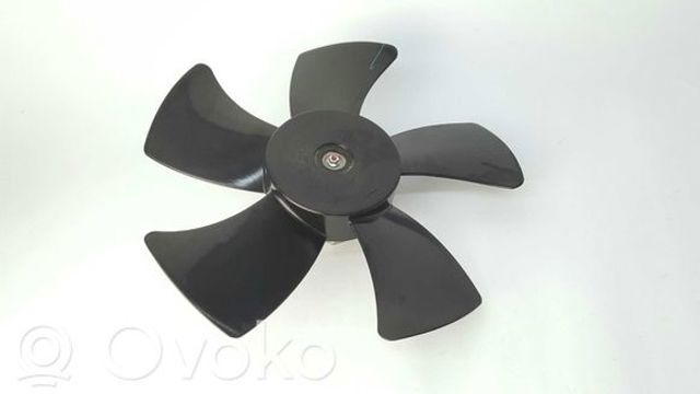 Вентилятор / крильчатка радіатора охолодження, лівий 1355A095 MITSUBISHI