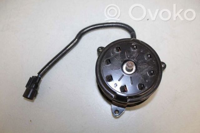 Мотор вентилятора системи охолодження, лівий 1355A101 MITSUBISHI