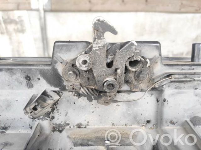 Кожух вентилятора 1489765080 FIAT