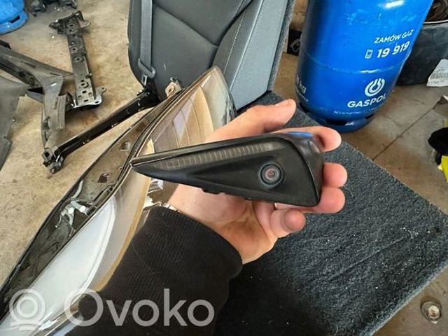 Камера заднього виду 149586520C TESLA