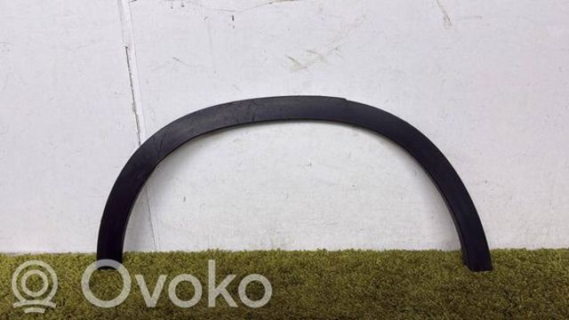 Молдинг задньої арки крила, правий 1568851200 MERCEDES