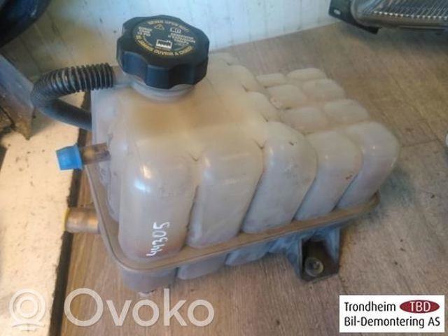Бачок системи охолодження, розширювальний 15808715 GM