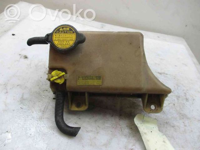 Бачок для води 1648202070 TOYOTA