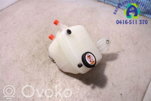 Водяний бачок системи охолодження 164A20T021 TOYOTA