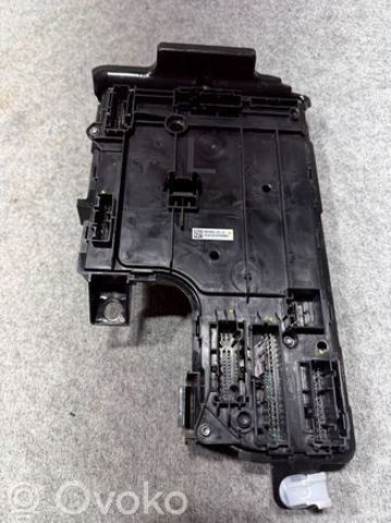 Блок комфорту 165764802A TESLA