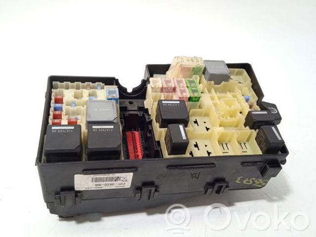 Коробка запобіжників 1842390 FORD