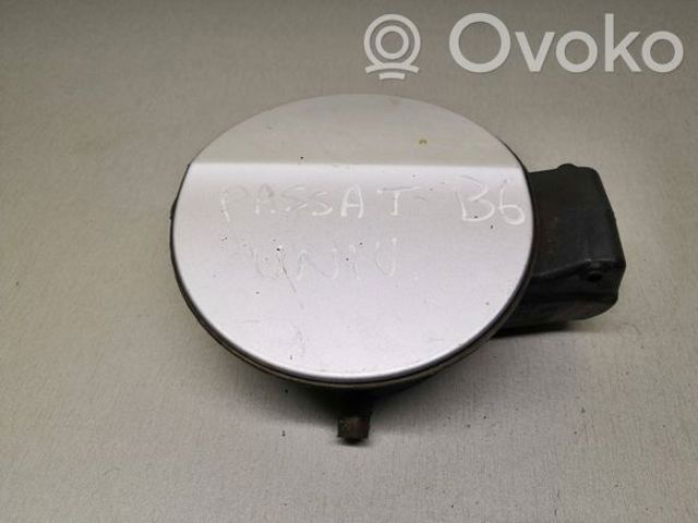 Лючок (дверцята) бензобака Volkswagen Golf 5